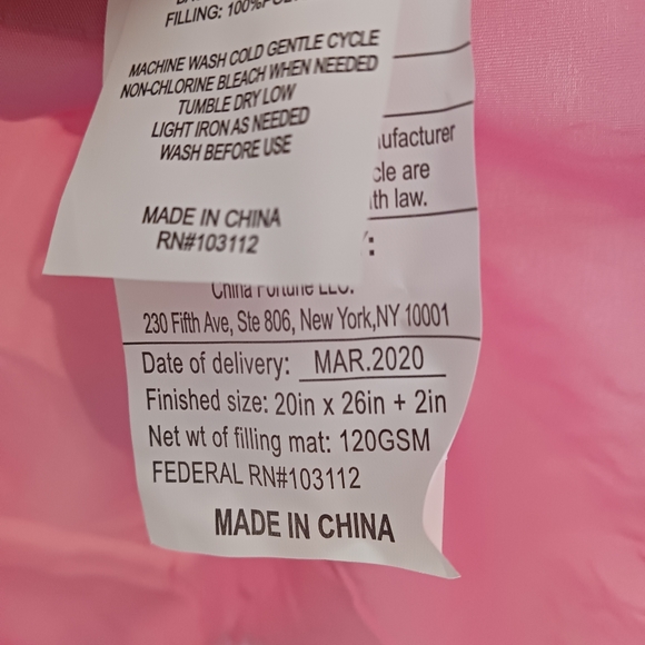 💐China Fortune Floral Quilted Pillowcase. New!,Size 20"×26",A Fantastic.🏕🏖🏝 - Picture 3 of 7